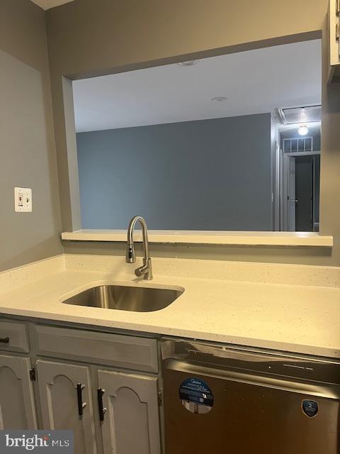 Building Photo - 7001 Blue Bird Ct