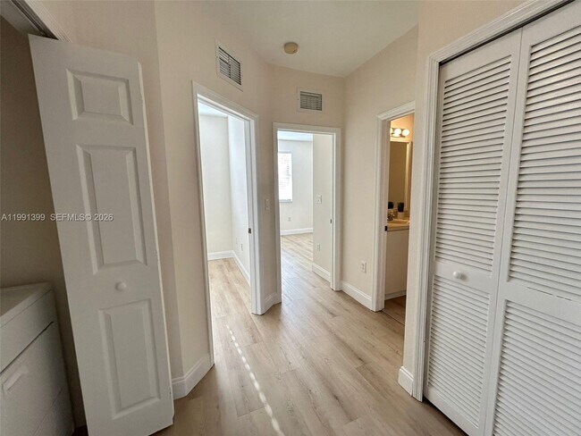 Building Photo - 12515 SW 124th Path