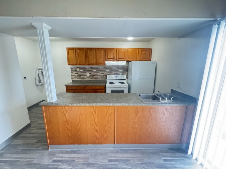 Primary Photo - 7311 Buckingham Dr
