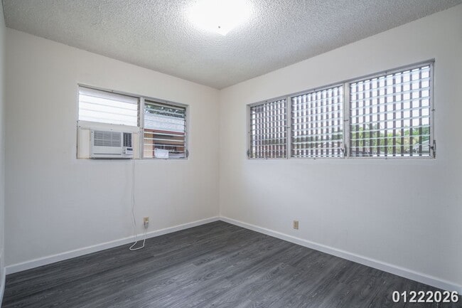 Building Photo - 3 Bedroom 2 Bathroom SFH in Kunia - $3500 94-707 Kamalo Street