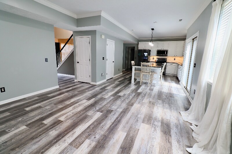 Building Photo - 12115 Flagstone Dr