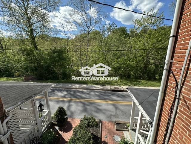 Building Photo - 943 Oella Ave
