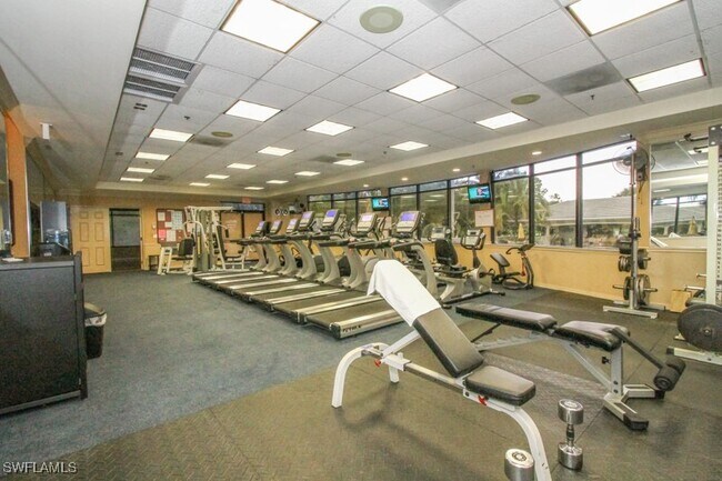 Building Photo - 3830 Sawgrass Way