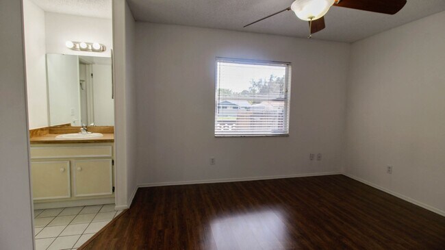 Building Photo - 1201 Springview Run