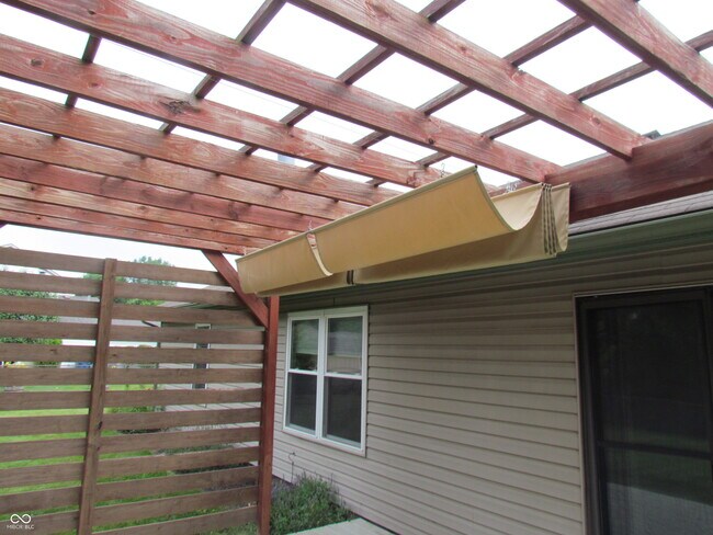 Building Photo - 6842 Sextant Dr