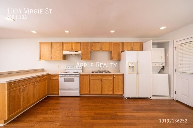 Building Photo - 1004 Virgie St