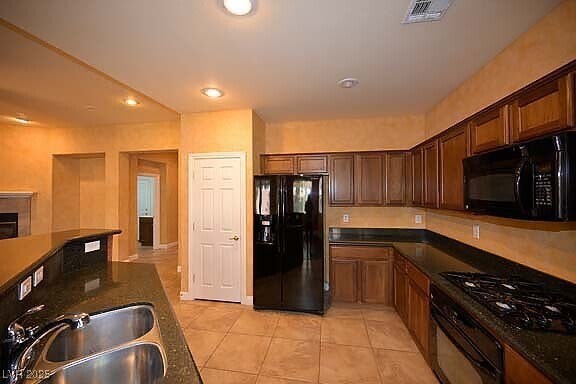 Building Photo - 10375 Borah Park Cir