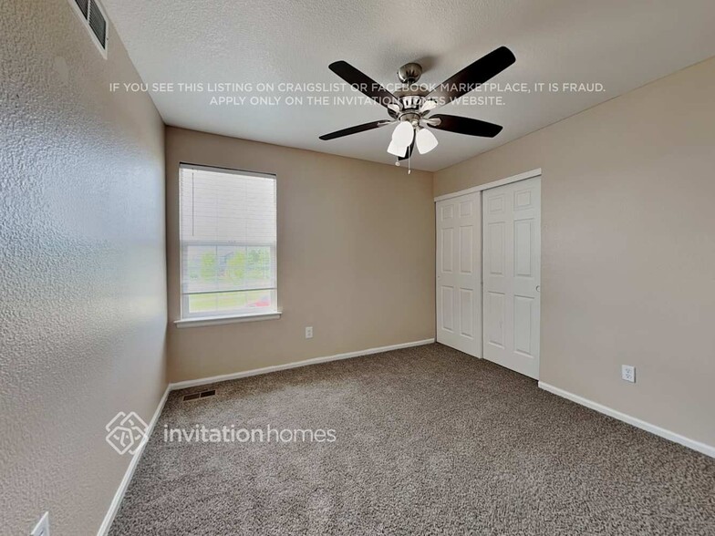 Building Photo - 229 Monares Ln