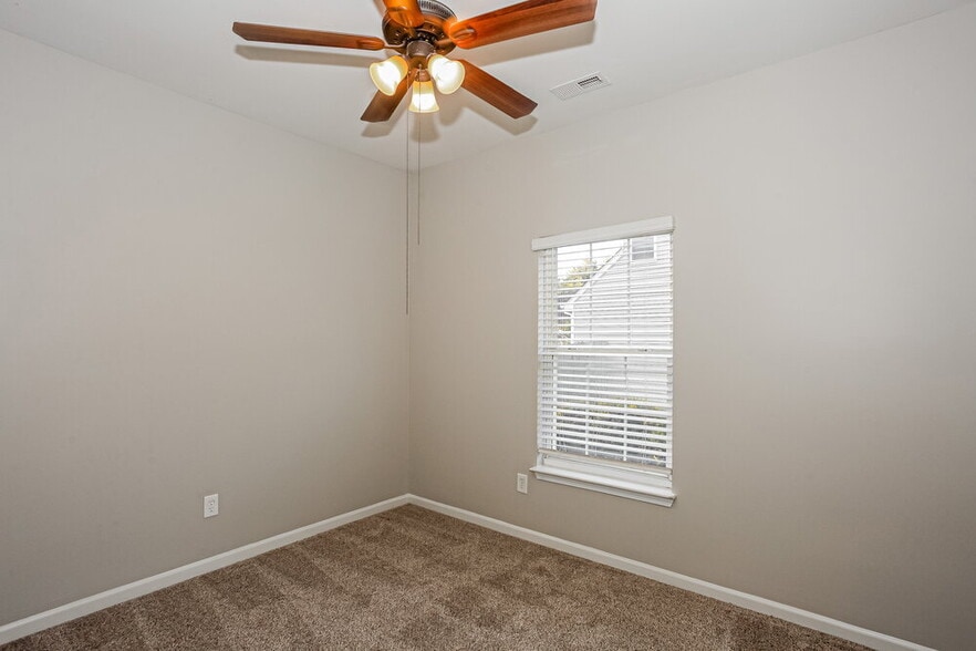 Building Photo - 7027 Merrymount Ct