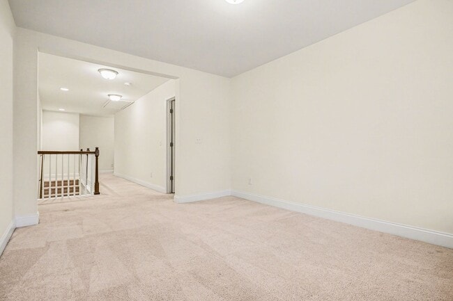 Building Photo - 3BR Like-New Townhome –  Morrisville RTP RDU