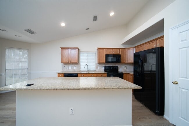Building Photo - 18 Painted Canyon Pl