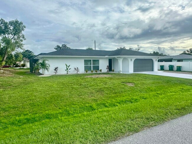 Building Photo - 21371 Knollwood Ave