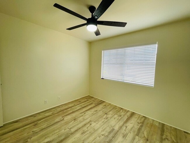 Building Photo - Partly Furnished 3-bedroom, 2.5-bath home,...