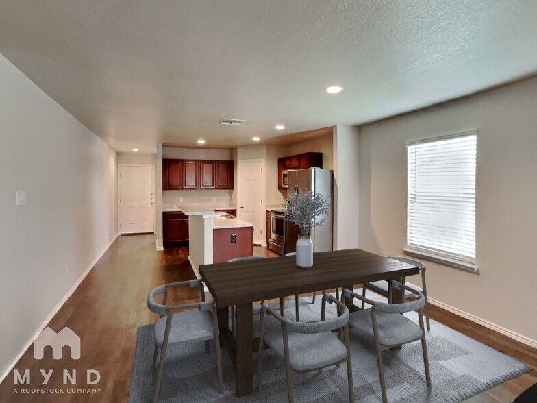 Building Photo - 7532 Rose Robin Run Ct