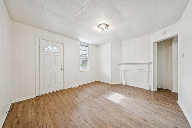 Building Photo - 3226 Richardson Ave