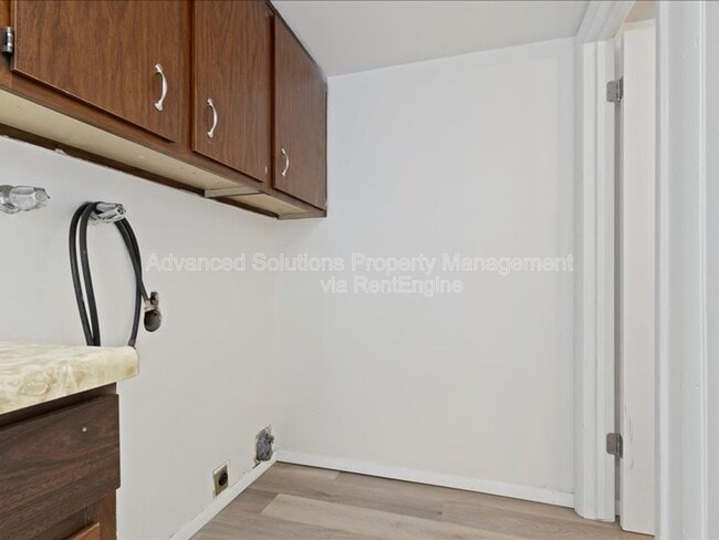 Building Photo - 4554 S 785 E