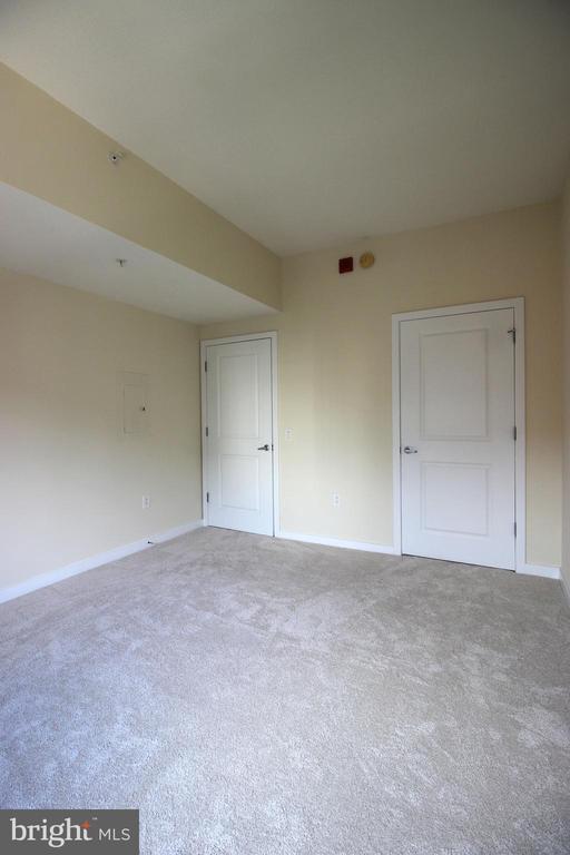 Building Photo - 475 K St NW