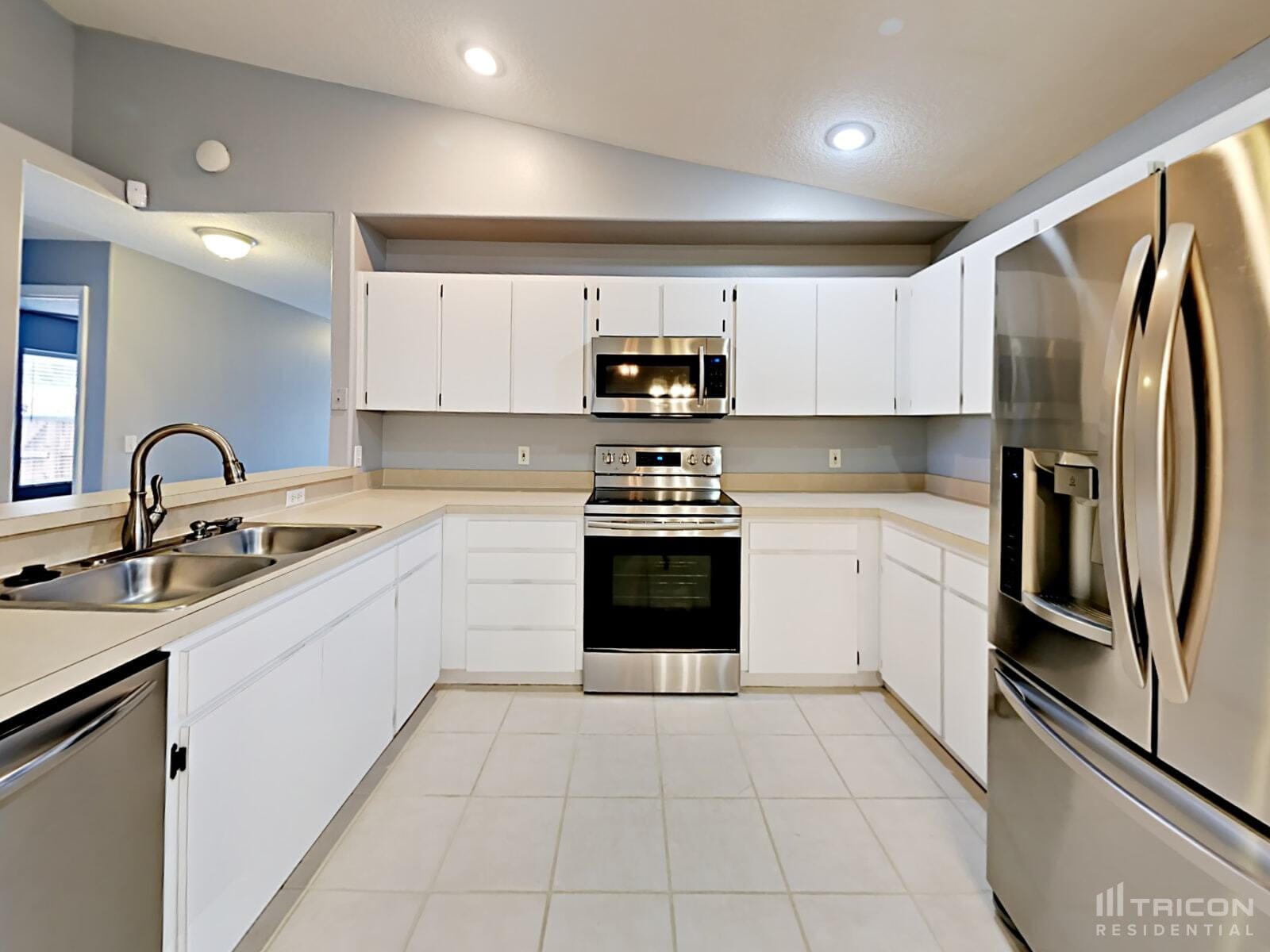Building Photo - 22210 Bell Harbor Dr