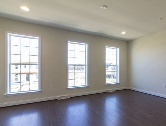 Building Photo - Belmont Development