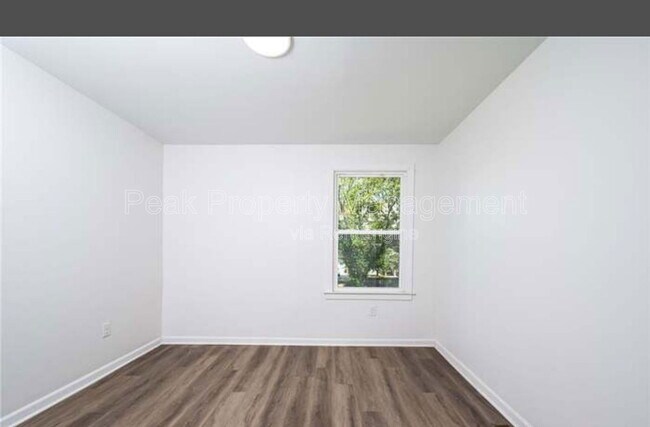 Building Photo - 1413 Decatur St