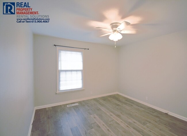Building Photo - Wonderful 2BD/1BA duplex in the heart of Murfreesboro!
