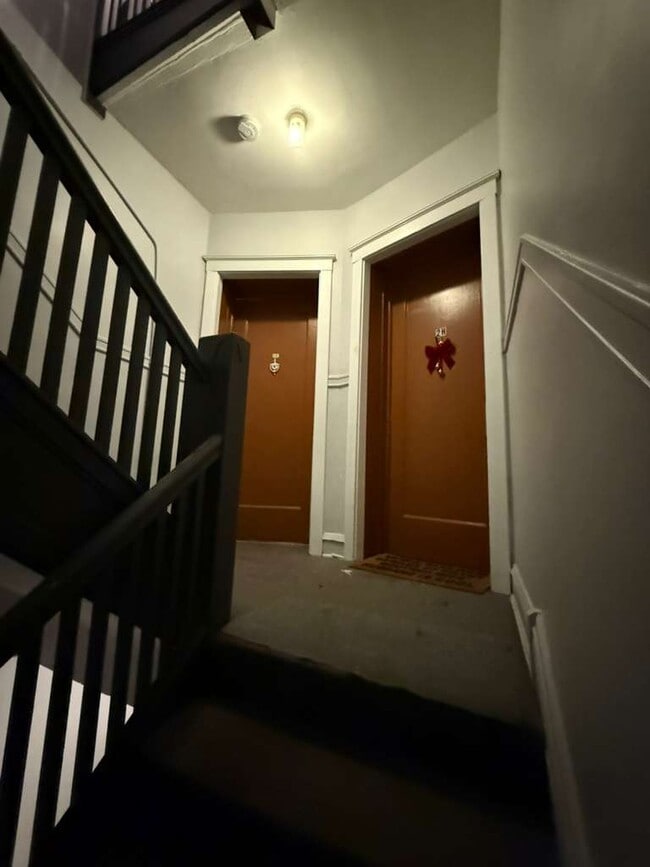 Building Photo - 1707 W Wallen Ave