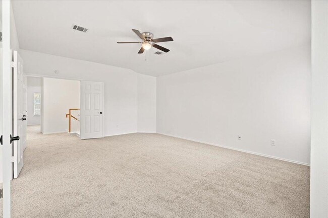 Building Photo - 15423 Quinley Dr