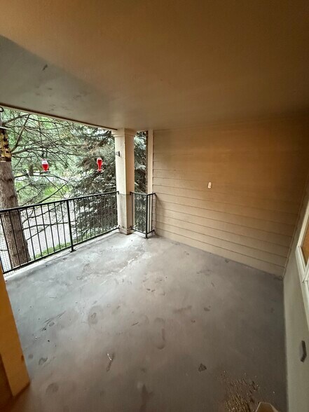 Building Photo - 2896 W Riverwalk Cir