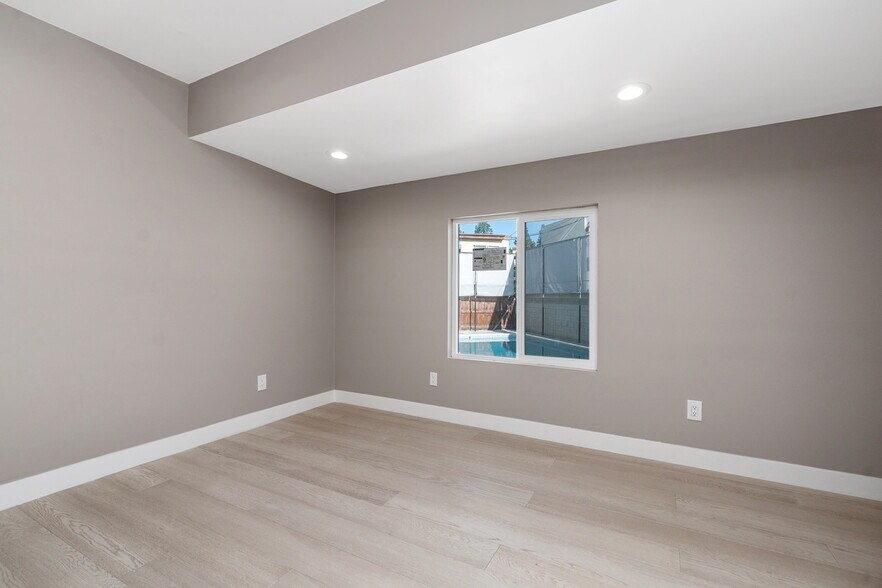 Building Photo - 4769 E Malta St