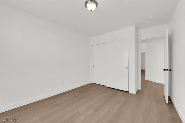 Building Photo - 8821 Winter Sky Ave