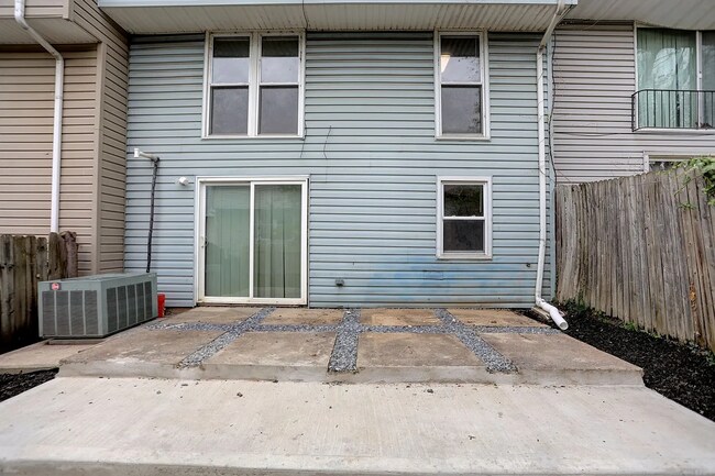 Building Photo - Gorgeous 5 Bedroom In Harford County Ready...