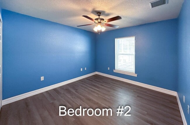 Building Photo - 13280 Foresman Blvd