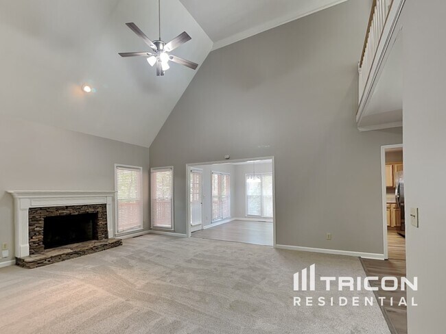 Building Photo - 7067 Brook Side Landing