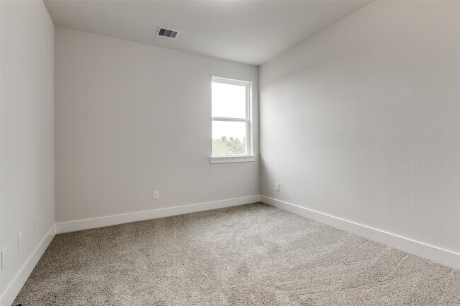 Building Photo - 13138 Perennial Spgs Dr