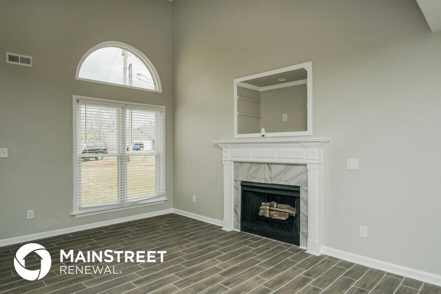 Building Photo - 13331 Scott Ln