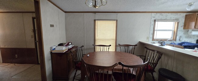 Building Photo - 679 S Eighty Eight Rd