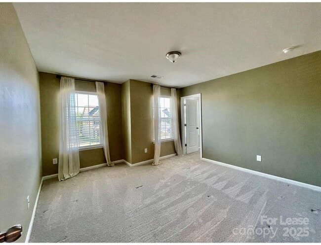 Building Photo - 141 W Morehouse Ave