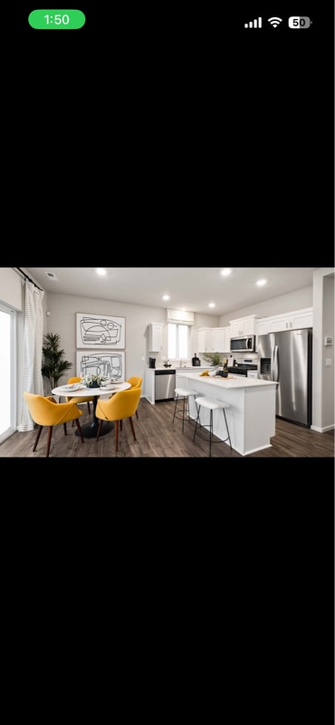 Building Photo - 219 17th Dr