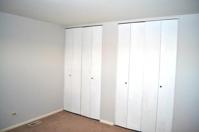 Building Photo - 1306 Forestdale Ct