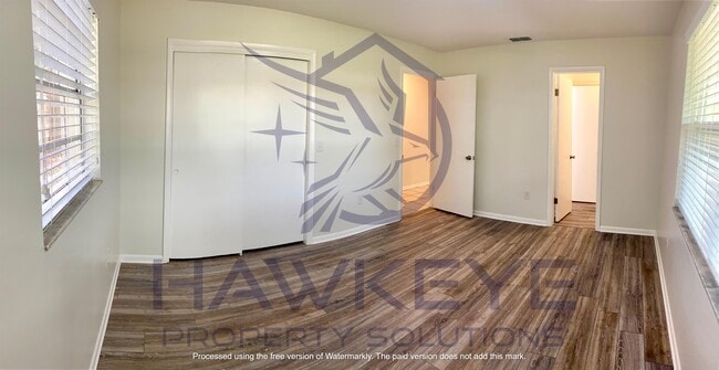 Building Photo - 2033 Dunbarton Way