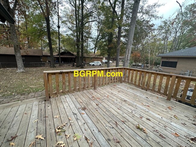 Building Photo - 3 BD, 2 BA, Home in Jacksonville