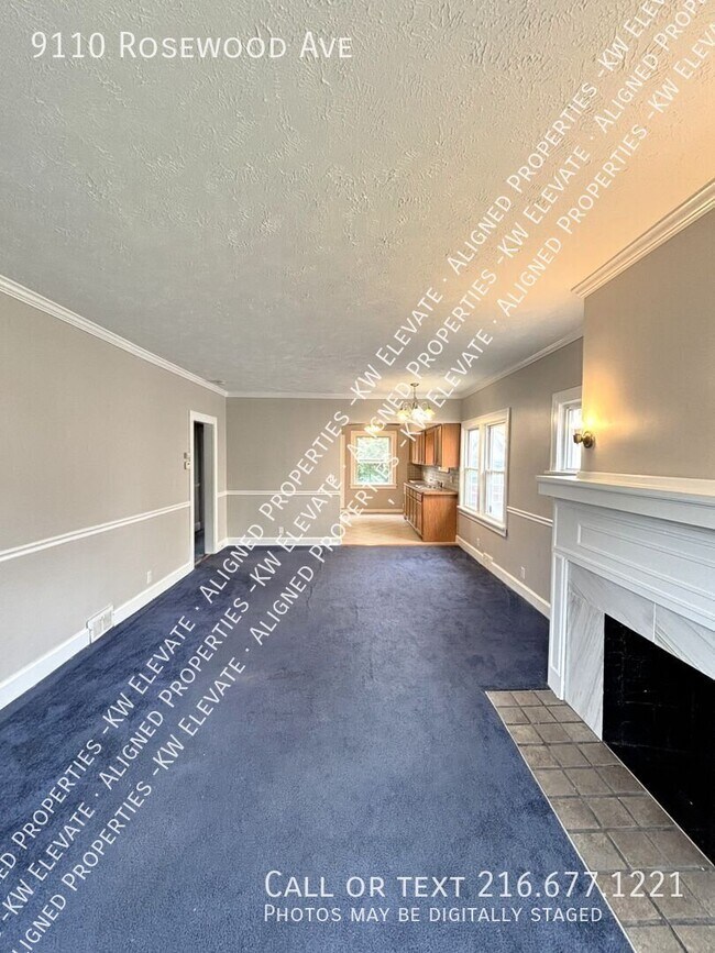 Building Photo - 9110 Rosewood Ave