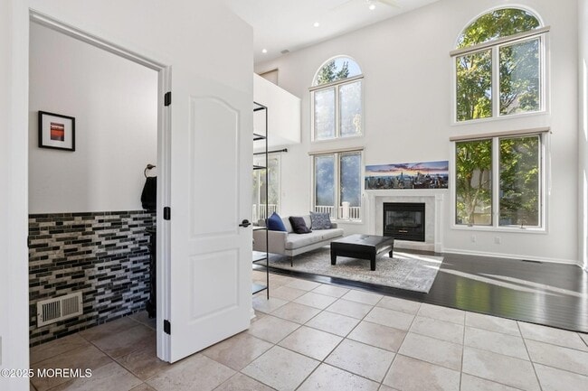 Building Photo - 211 Piper's Landing Ct