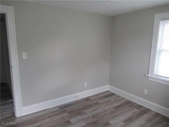 Building Photo - 1071 Quilliams Rd