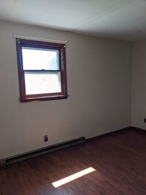 Building Photo - 76 Liberty St