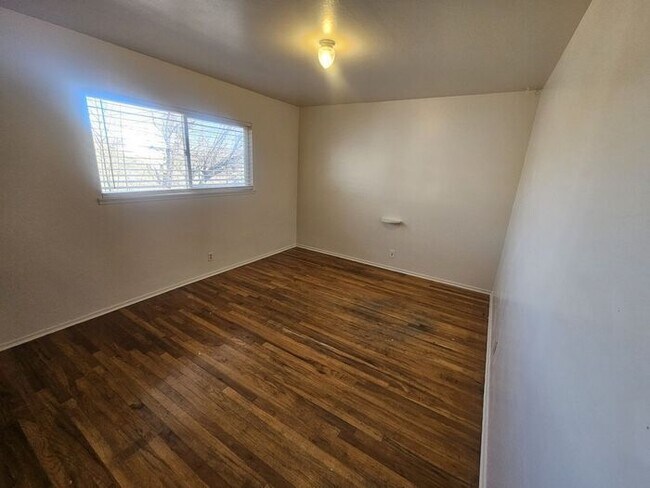 Building Photo - 3bed 2bath Northwest Reno Home, A must see