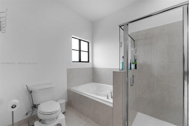 Building Photo - 17805 SW 114th Ct