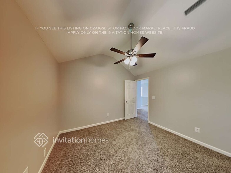 Building Photo - 10229 Covingtonwood Dr