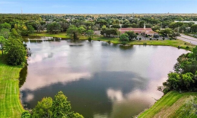 Building Photo - 2516 Grassy Point Dr