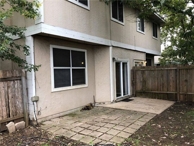 Building Photo - 8102 Willet Trail